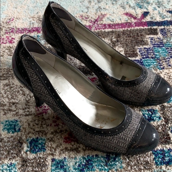 Anne Klein Pumps, Black Grey Twead Heels with Patent Leather - Picture 4 of 8